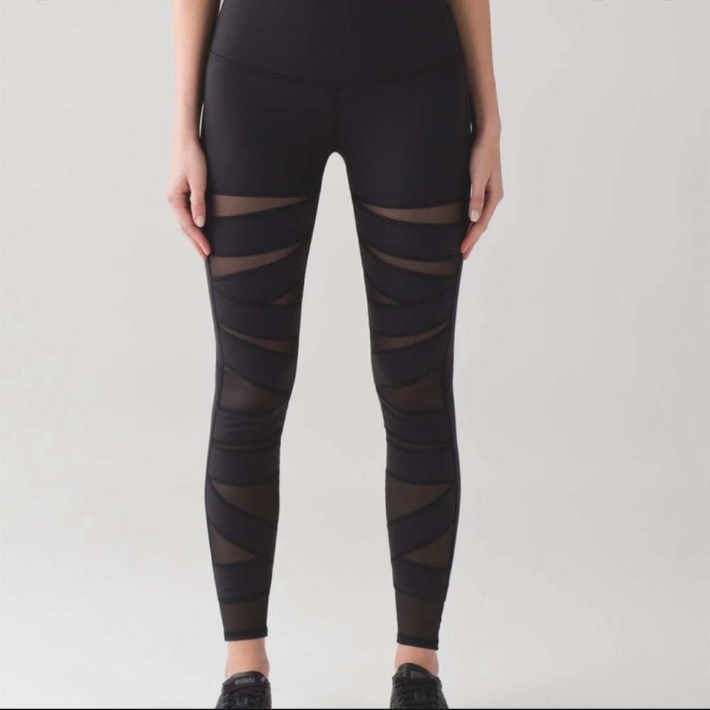 Lululemon strappy black leggings